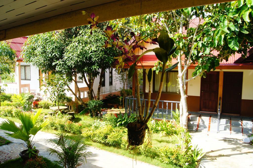 Lanta Sky House Hotel Koh Lanta Bagian luar foto