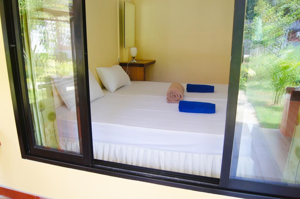 Lanta Sky House Hotel Koh Lanta Bagian luar foto