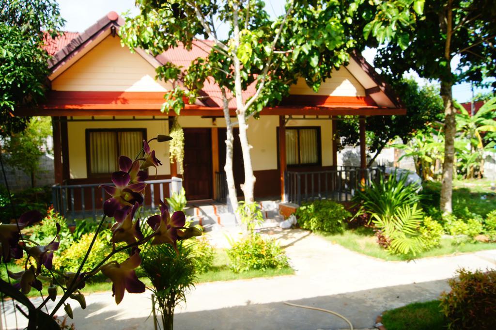 Lanta Sky House Hotel Koh Lanta Bagian luar foto